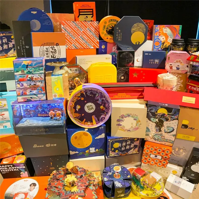 The gift box packaging design should be creative and distinctive